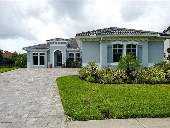 5th image of 2618 Grand Lakeside Dr