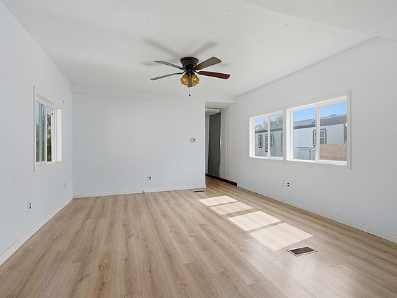 3rd image of 2960 Cedar Pl