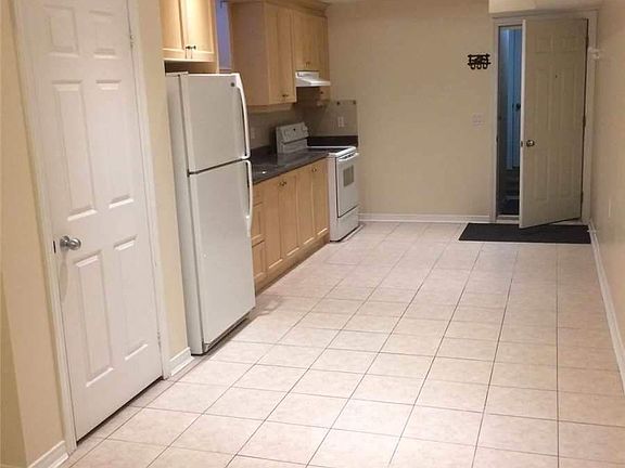 4th image of 49 Boon Ave