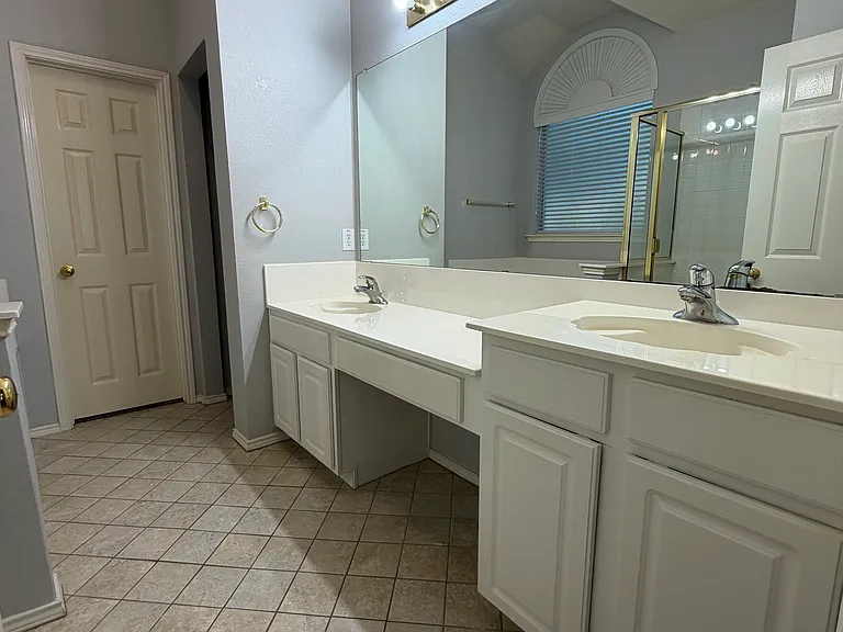 3404 Hidden Valley Dr — Photo 13