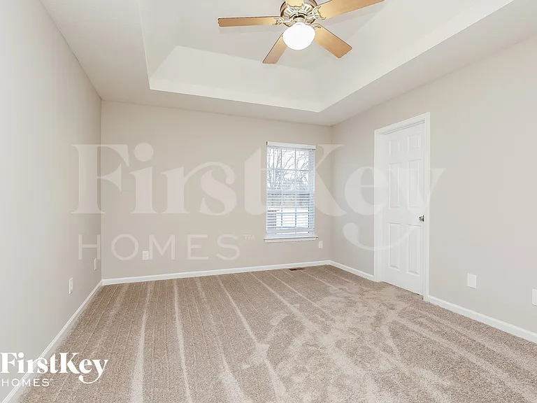 105 Lisa Cir — Photo 10
