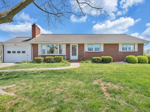 228 Randolph Ave, Salem, VA 24153