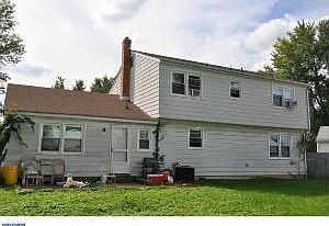 2nd image of 203 S Booth Dr