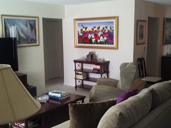 3rd image of 1910 Seclusion Dr
