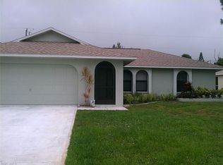 1628 SW 2nd Ter, Cape Coral, FL 33991