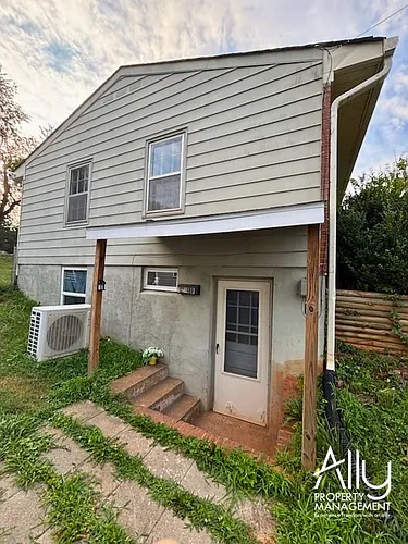 1210 Agnese St Photo 1 1210 Agnese St Photo 1
