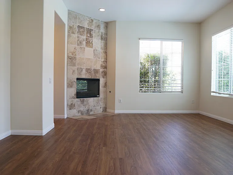 1816 Pintura Cir W — Photo 14