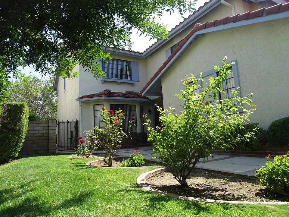 19608 Shadow Glen Cir