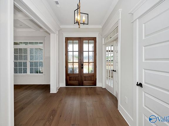 5th image of 20926 Calcutta St