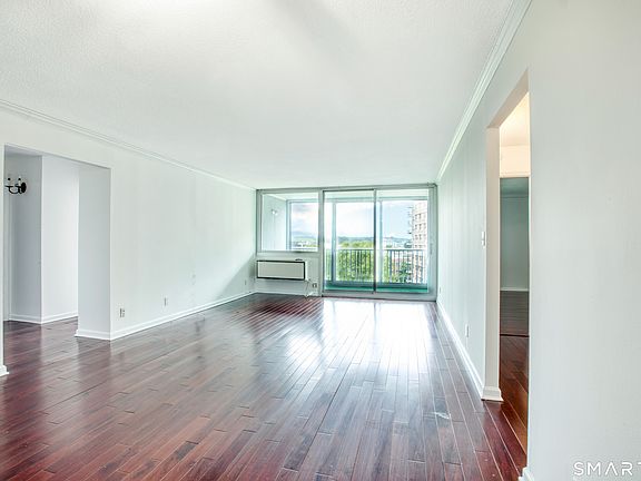 5th image of 1 Strawberry Hill Avenue #7D