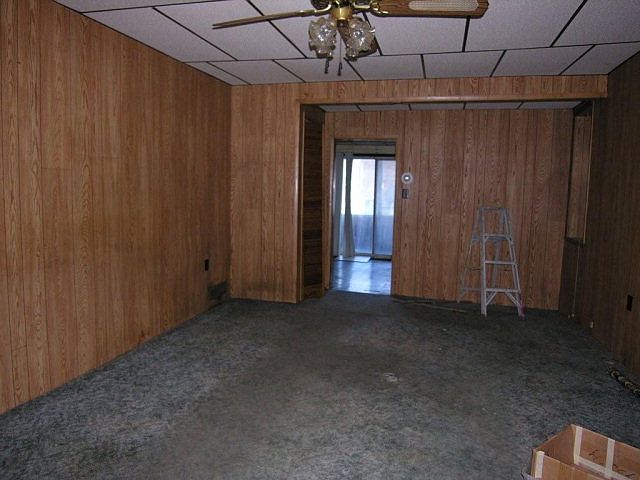 2nd image of 165 Penn St