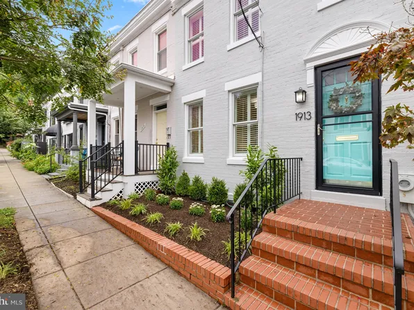 1913 35th Pl NW, Washington, DC 20007