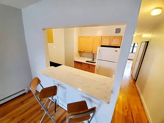 Rented by Ideal Properties Group | media 4