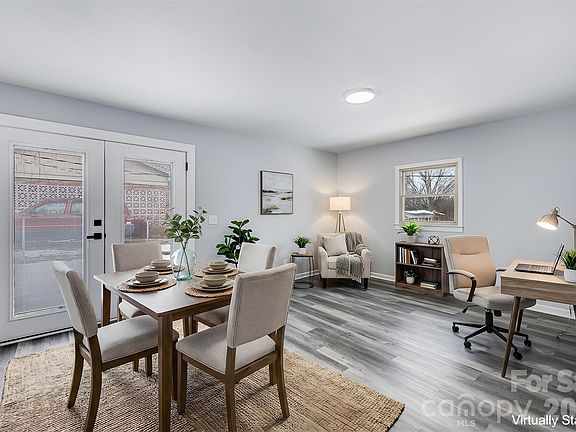 4th image of 2621 Sherry Ln