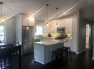 9613 Little Cir, Bloomington, MN 55437