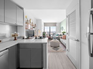 589 Pavonia Ave #1813, Jersey City, NJ 07306