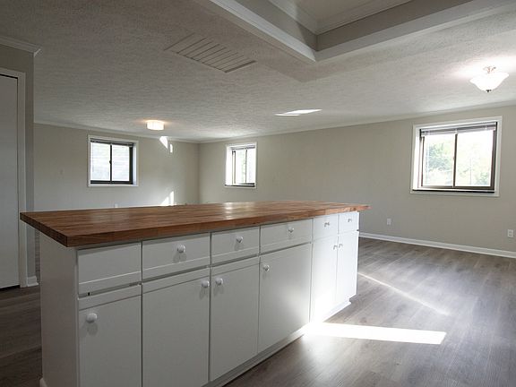 3rd image of 9097 Main St #1A