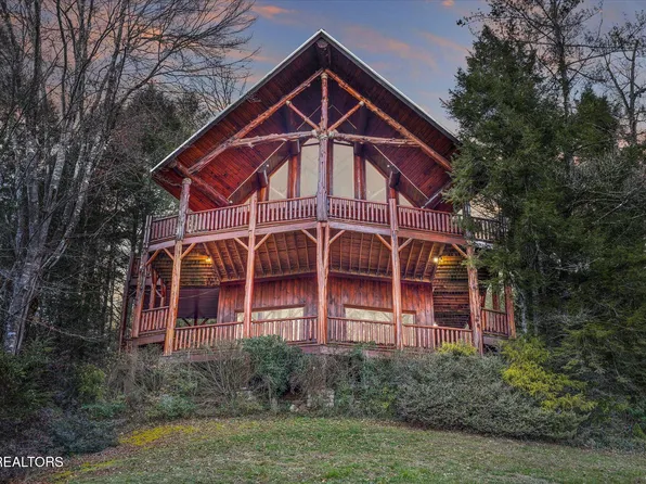 2230 Orchard Trail Way, Sevierville, TN 37862