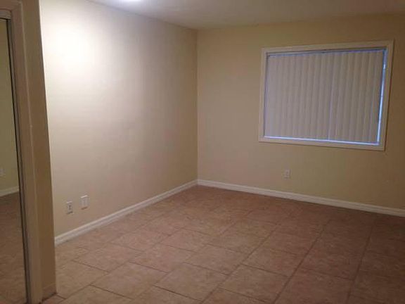 4th image of 13236 Herrick Ave