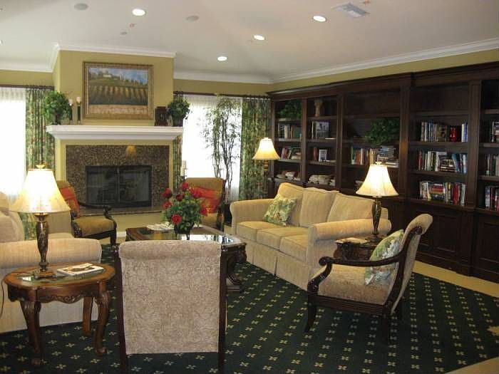 Clubhouse & Library