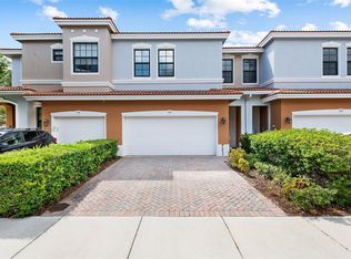 166 Gramercy Square Dr, Delray Beach, FL 33484