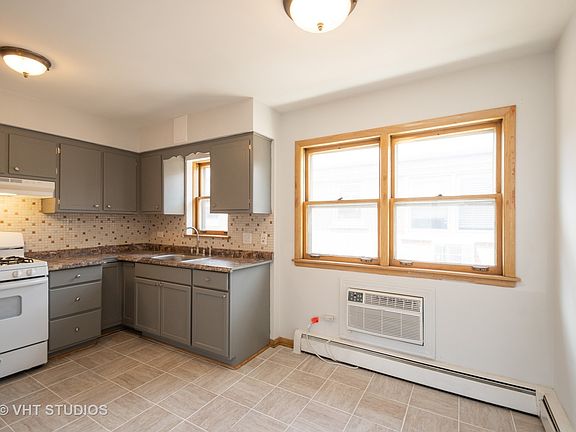 5th image of 7418 N Harlem Ave #5
