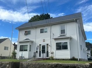 39 Franklin St #R, Woburn, MA 01801