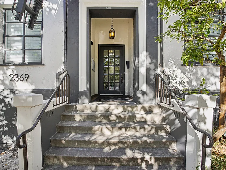 2363 Le Conte — Photo 18
