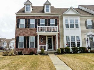 153 Pipers Inn Dr, Fountainville, PA 18923
