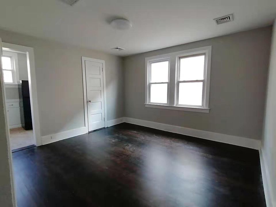 1st image of 22 Coddington Ave #2