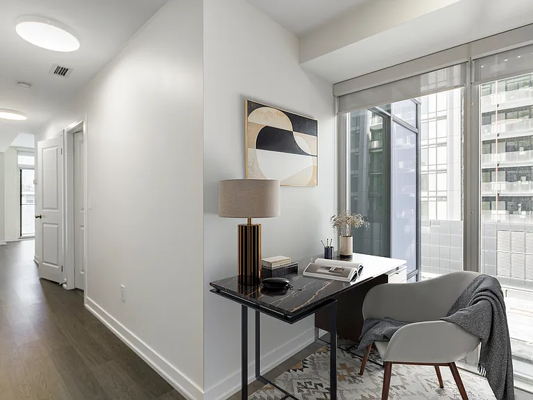 105 George St #713 — Photo 8