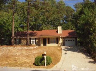 2475 Winding Creek Dr, Lithia Springs, GA 30122