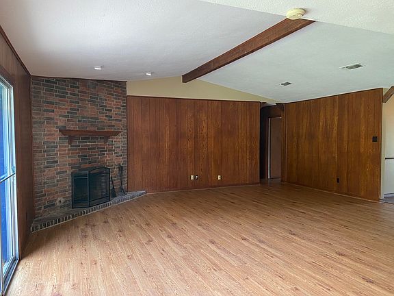 4th image of 308 E 19th Ave
