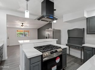 706 N Silverbell Rd, Tucson, AZ 85745