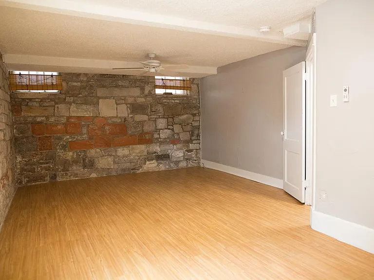 1328 Mariposa St #B — Photo 7