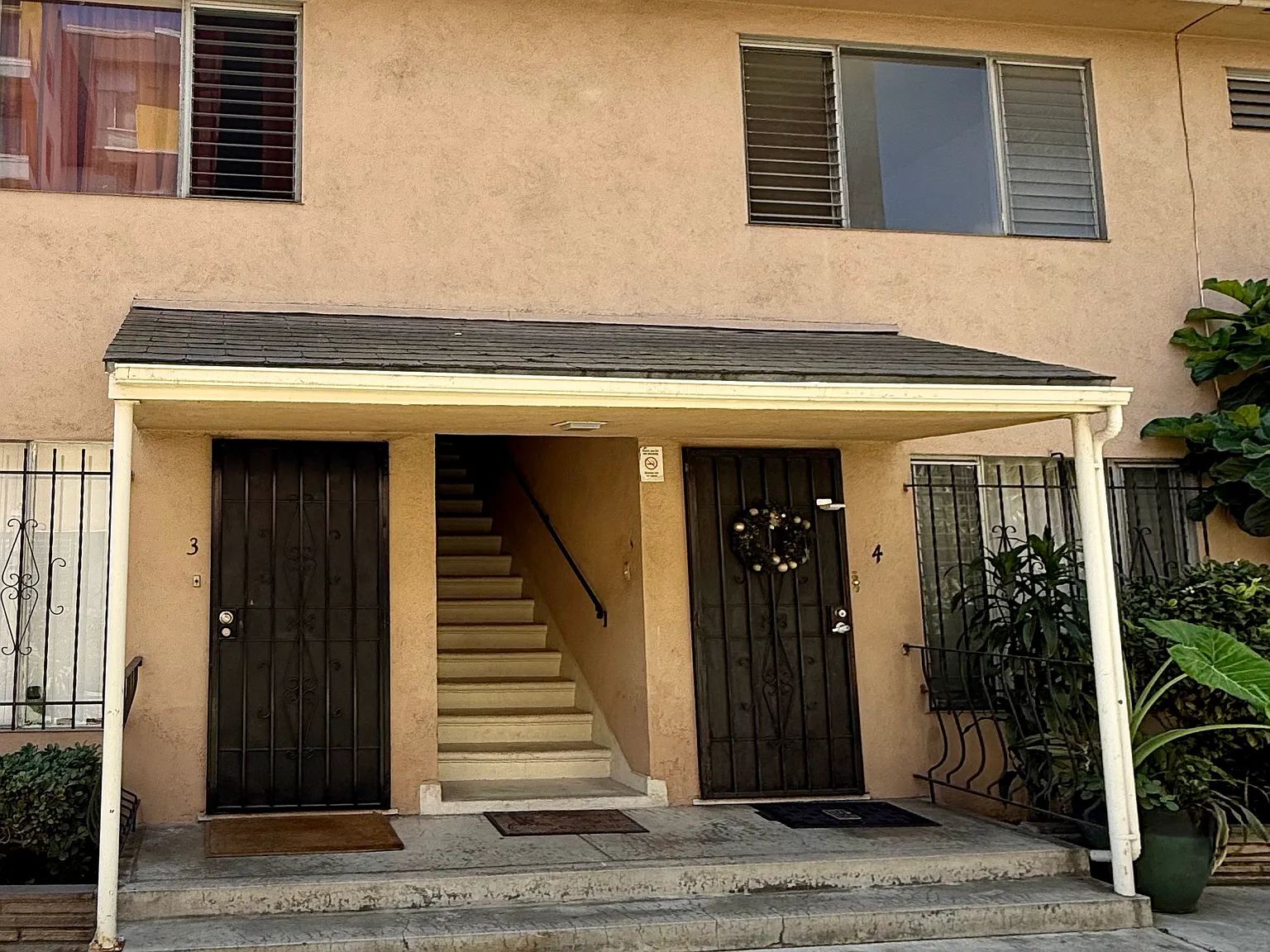 333 Linden Ave — Photo 2