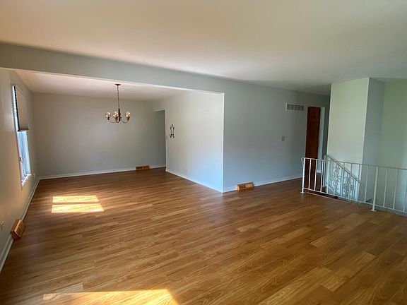 3rd image of 666 S Margaret St