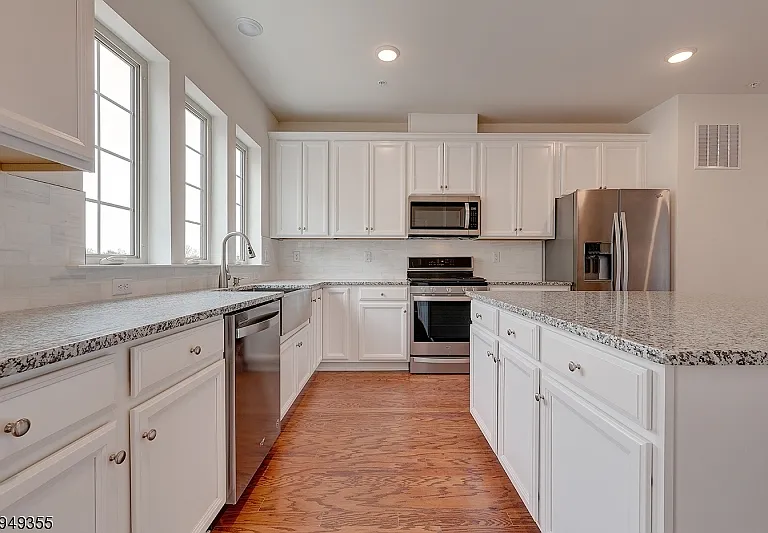 15 Braeburn Ct — Photo 4