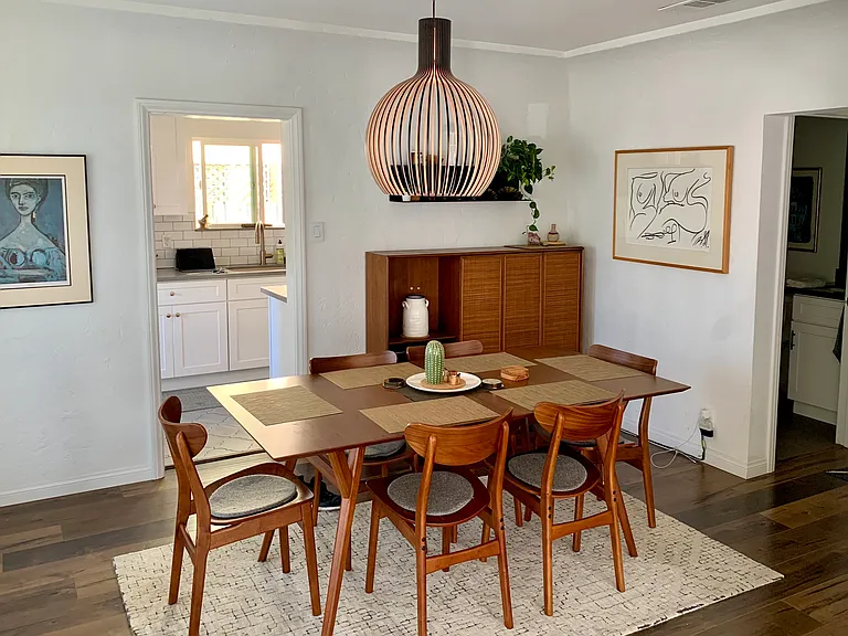1852 S Redondo Blvd — Photo 5