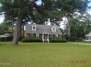 105 Hilda Rd, Jacksonville, NC 28546