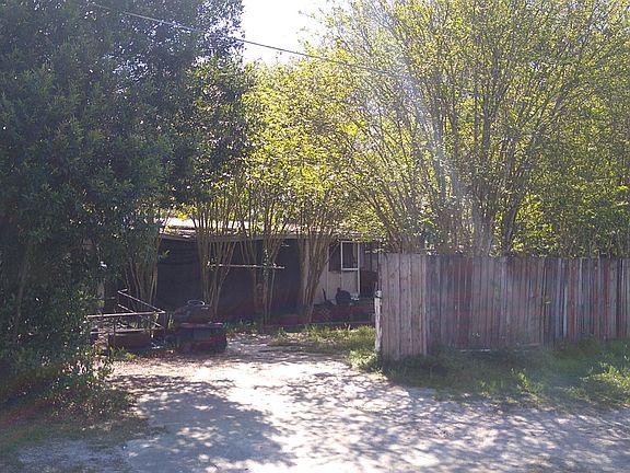 3rd image of 42208 Beech Ave