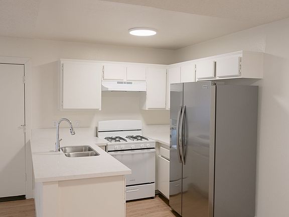 5th image of 5052 Argus Dr APT 209