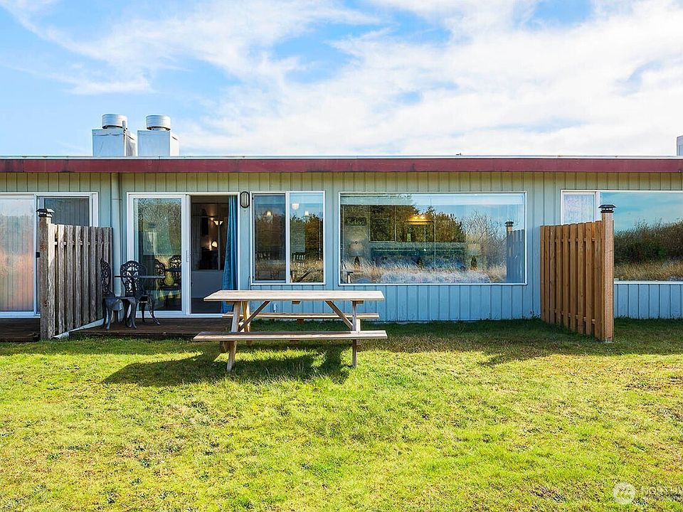 1st image of 759 Ocean Shores Boulevard NW #K