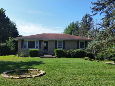 854 Harring Rd, Uniontown, OH, 44685