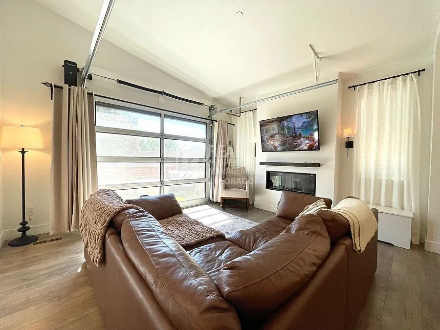 Spacious Centennial Home on a Corner Lot with Modern Finishes and Flexible Living Space — Photo 3