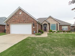 203 W Hayden Blvd, Rogers, AR 72756