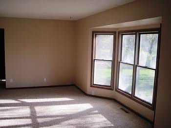 5th image of 6913 Toledo Ave N