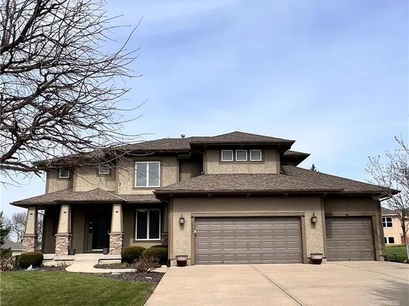 25380 W 149th Ct, Olathe, KS 66061