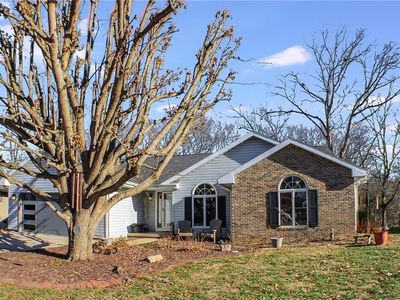 2327 Ellington Pl, Charleston, IL, 61920