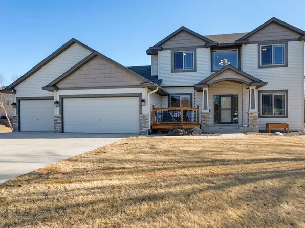602 Bluffs Pkwy, Buffalo, MN 55313